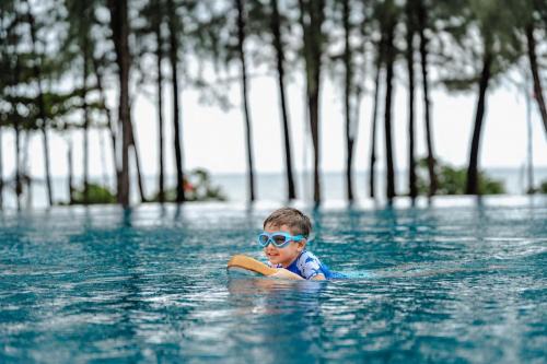 Andaman Pool Villas, Maikhao Beach Phuket
