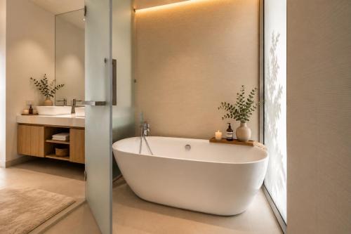 Villa Valmont 4BR Luxury Private Pool Lux Pride in Ban Pak Lak
