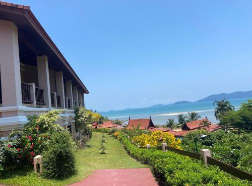 Chang Santi Apartments
