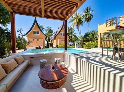 Sunrise Beach Villa