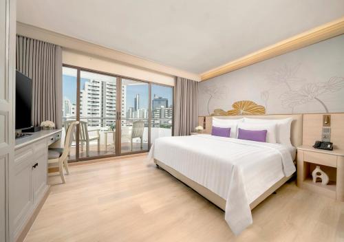 Centre Point Sukhumvit 10