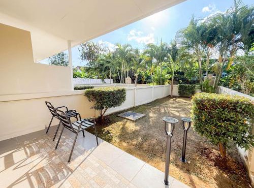 Donkaew minimalist townhouse in Ban Mae Sa Luang