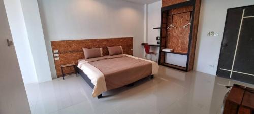 Sawadee822,Naiharn&Rawai Beach Phuket