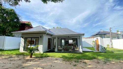 The Weekender Villa