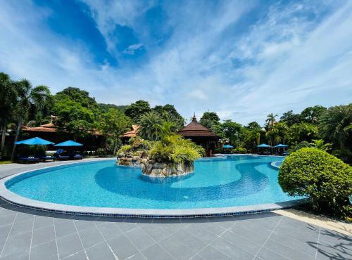 Try Palace Resort Kep in Kep