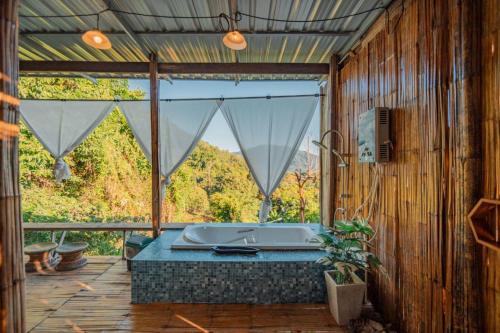 บ้านลิ้นจี่โฮมสเตย์ Baan Lychee homestay in Mae Rim